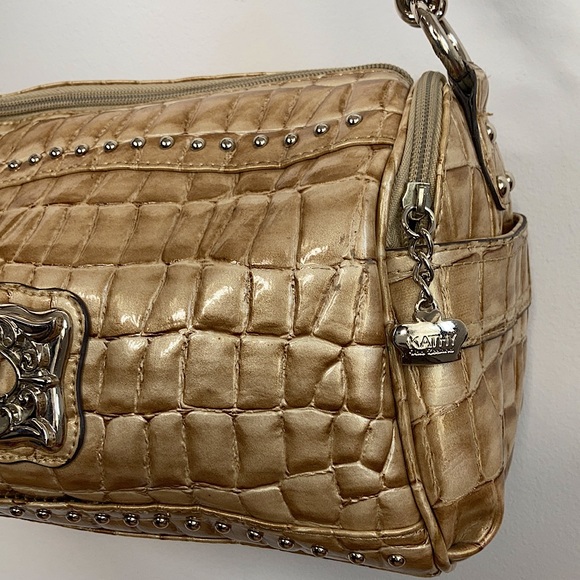 Kathy Van Zeeland Shoulder Bag ๐ป - Picture 8 of 11